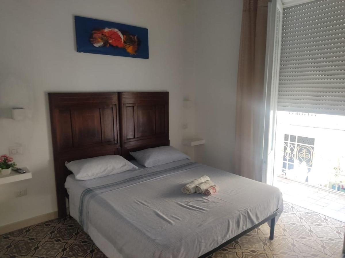 B&B Le Muse Crotone Exteriör bild
